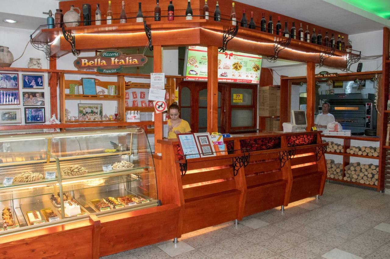 Hostel Bella Italia Brăila Exteriér fotografie
